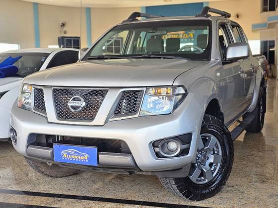 NISSAN FRONTIER 2.5 SV ATTACK 4X4 CD TURBO ELETRONIC DIESEL 4P MANUAL